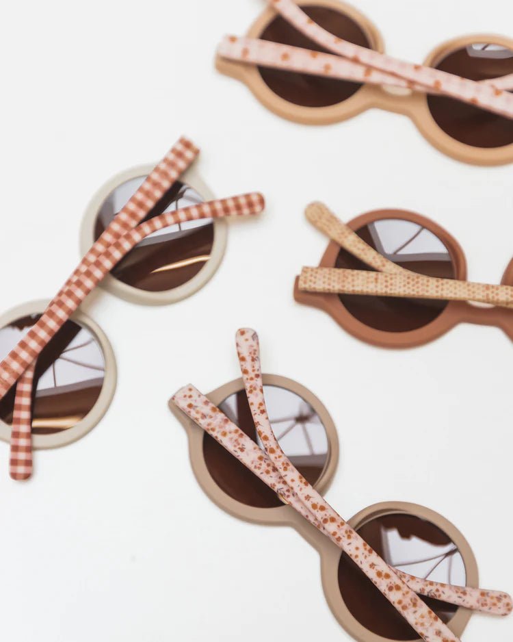 Lunettes de Soleil en Silicone - Cute Strawberries - Lina et Compagnie