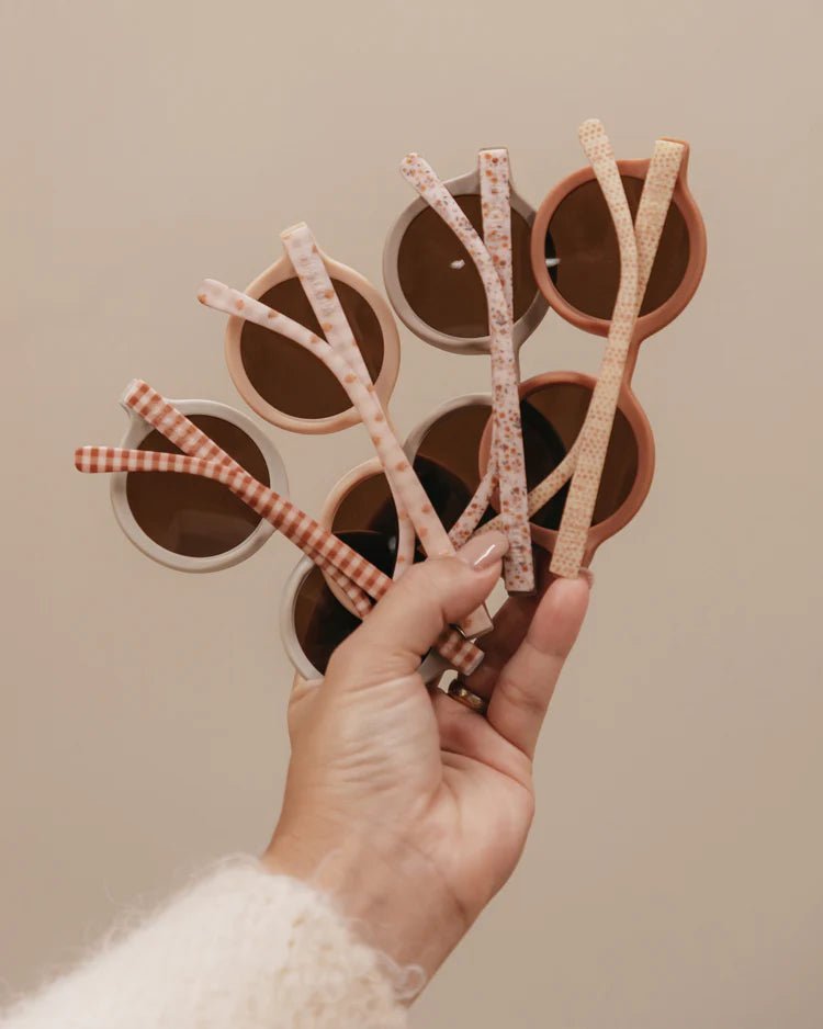 Lunettes de Soleil en Silicone - Cute Strawberries - Lina et Compagnie