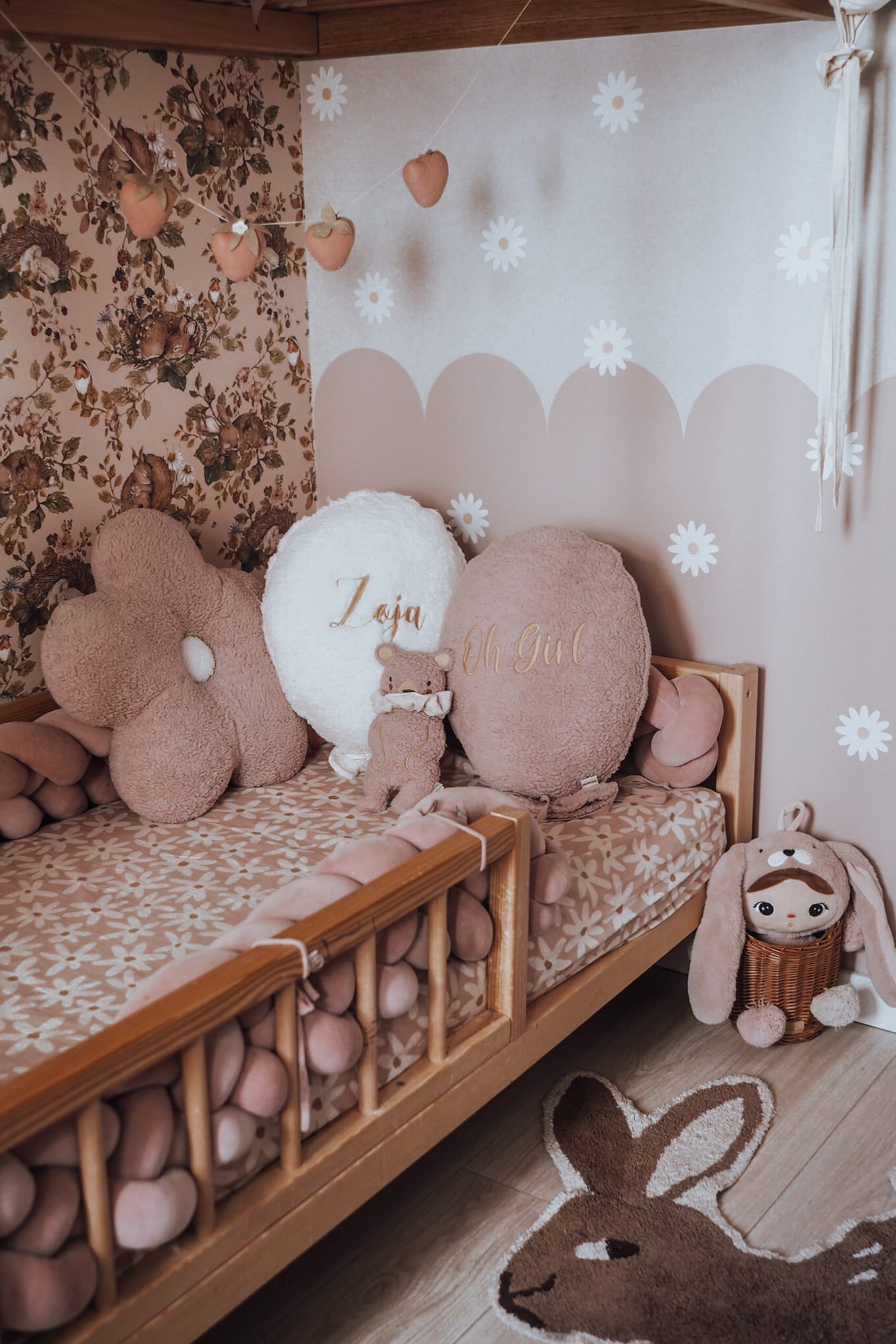 Grand Coussin Marguerite - Rose - Lina et Compagnie