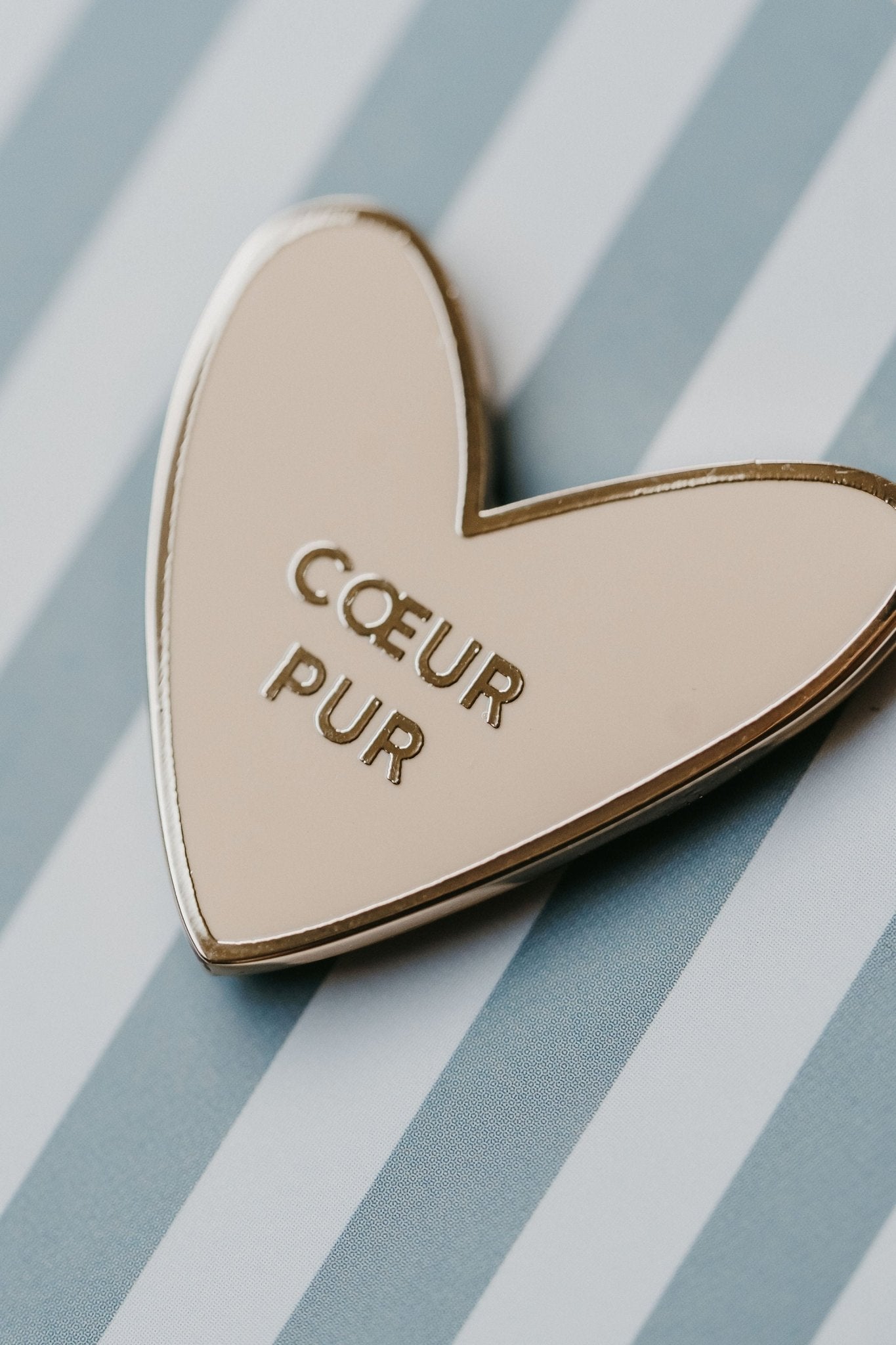 Pin's Cœur - Pur - Lina et Compagnie