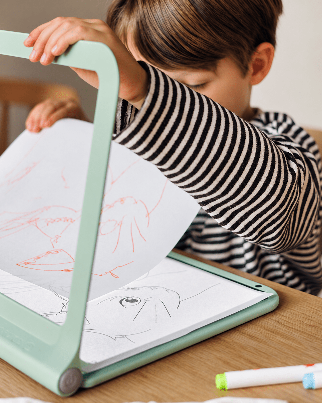 Tablette à dessin lumineuse - Lina et Compagnie