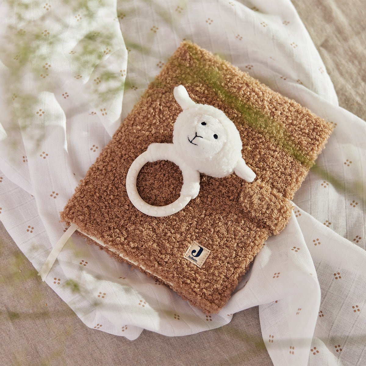 Protège Carnet de Santé Boucle - Biscuit - Lina et Compagnie